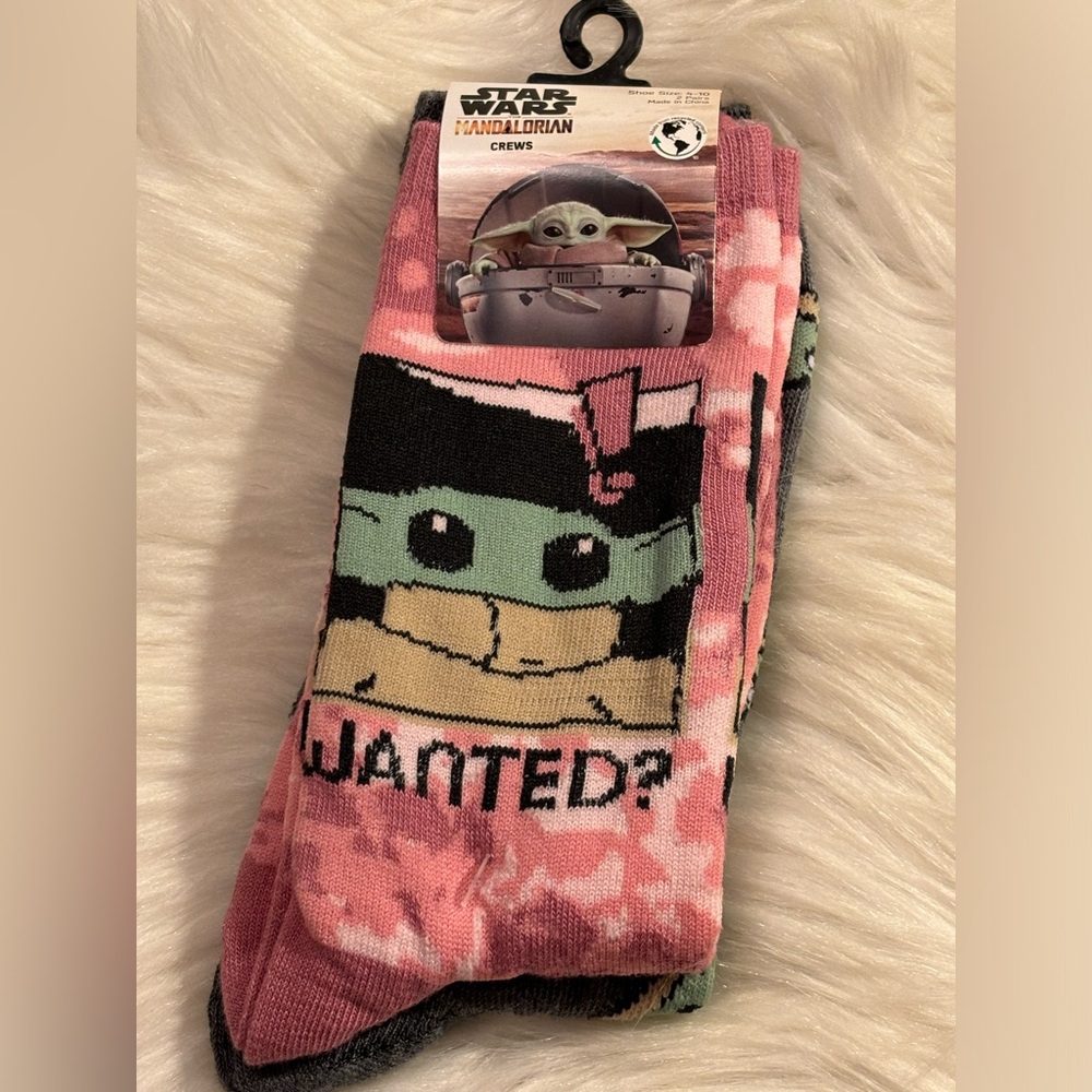 Disney Star Wars Mandalorian Grogu 2 Pair Bootie Socks